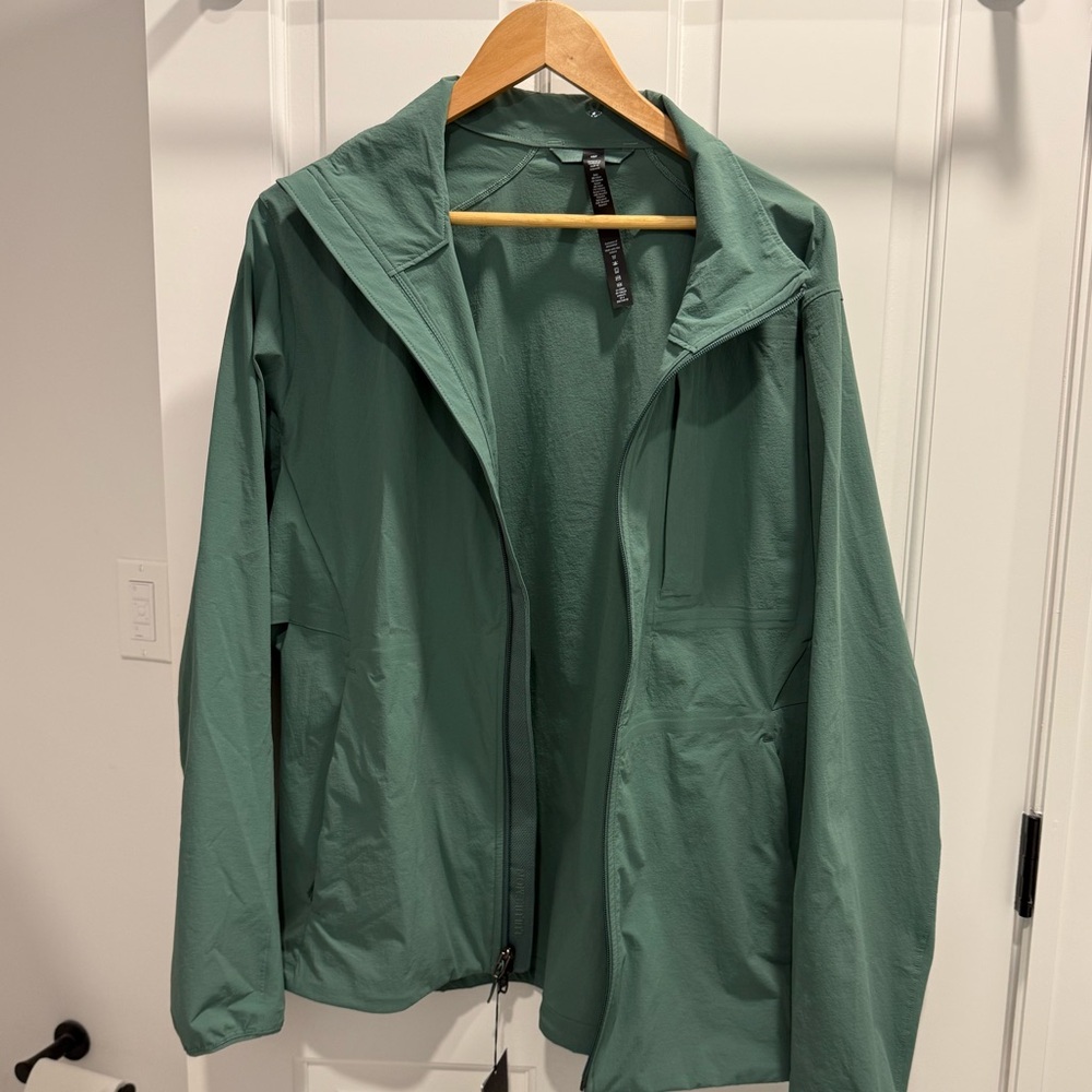Men's Green Lulu Lemon Jacket